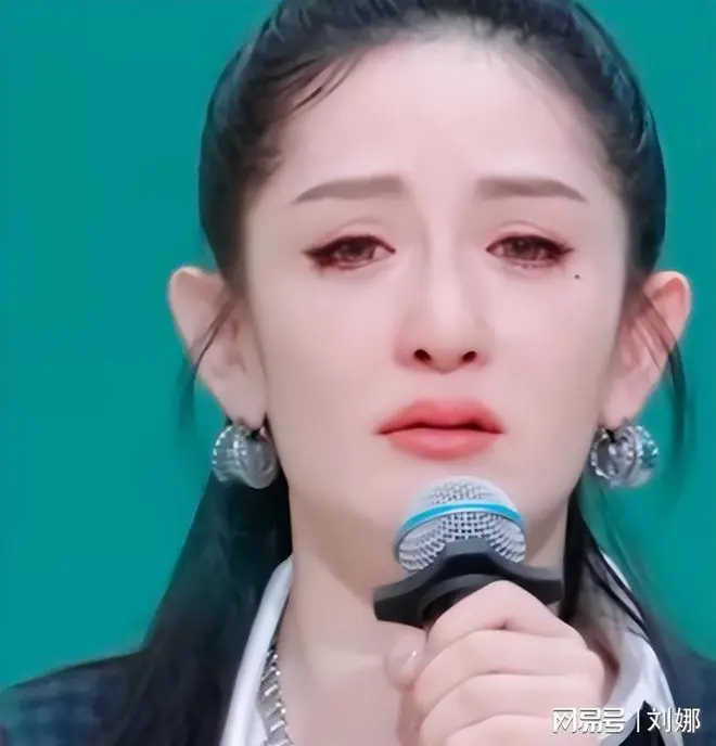 谢娜，教训惨痛。