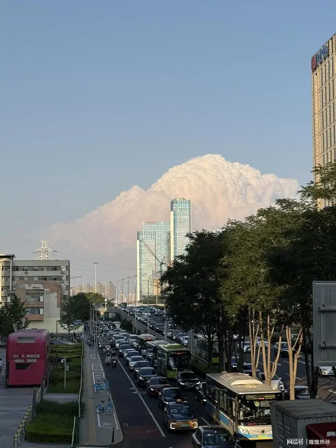现在，北京户口的价值真快没了