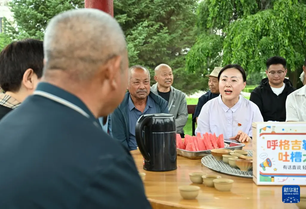 树立和践行正确政绩观丨内蒙古科右中旗：创新搭建民意沟通平台