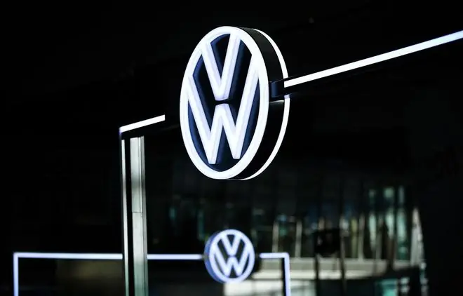 德国大众汽车集团计划将裁员规模扩大至10万人，关闭4家德国工厂