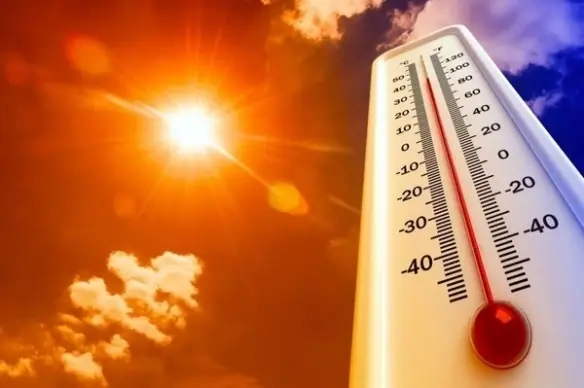 印度气温逼近50℃！电网濒临极限 民众徒步十公里找水