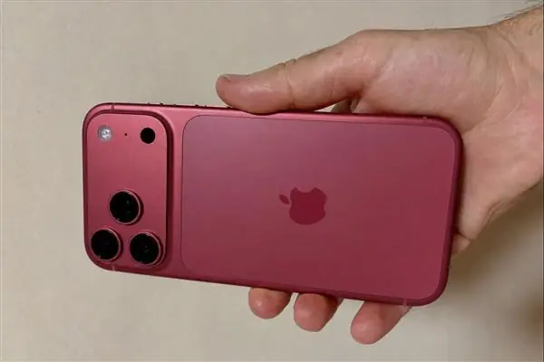 iPhone 18 Pro Max电池容量新鲜出炉：5425mAh刷新苹果纪录