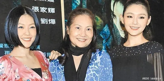 杠上了！S妈曝遗产归属，汪小菲撕下体面，大S成笑柄
