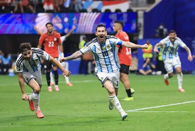 奇迹的3-2！阿根廷连场绝杀 13分钟连扳3球逆转 世界杯史上第10队