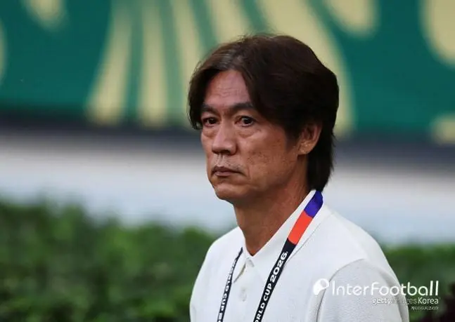 日媒：洪明甫很难在韩国继续执教，会有日本俱乐部想聘请他