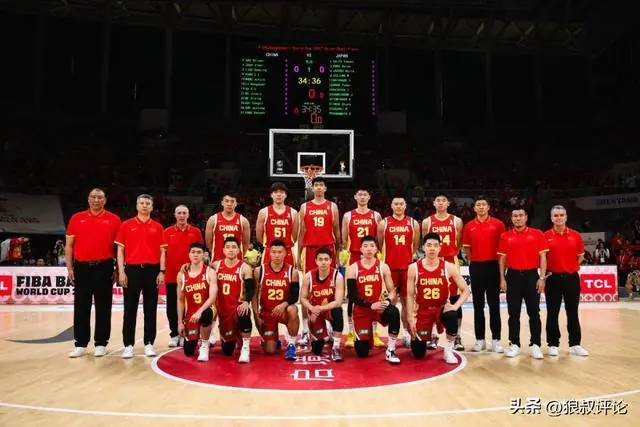 杨毅问是不是有球员老装病不去国家队？前国脚徐亮：对 特别多