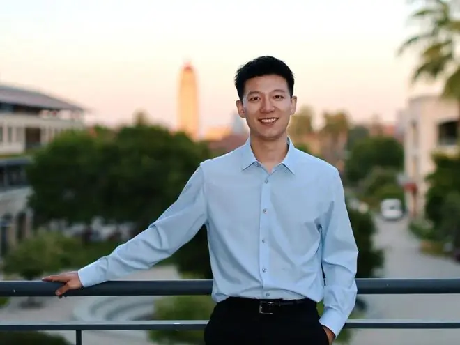 既能芯片式集成，又能读出人体分子，鲍哲南团队发布柔性电子成果