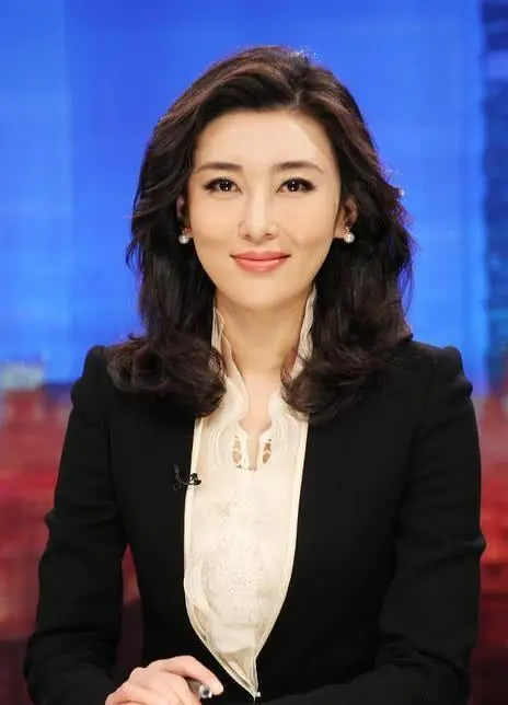 CCTV-4主持人李红简介