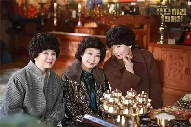 夏季4款“大妈发型”，踩中一个就更显老，如果有赶紧换掉就好了
