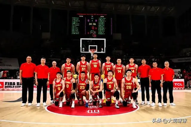 中国男篮不敌日本，建议立刻征召4大王牌，杨鸣一针见血