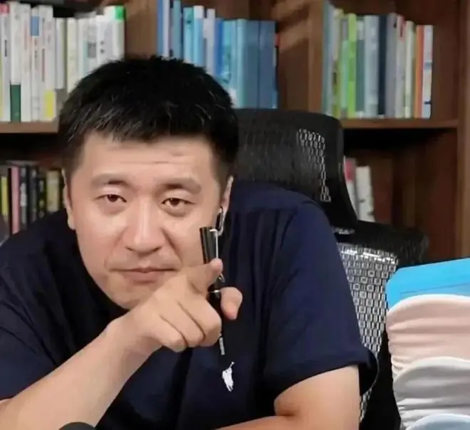 张雪峰：如今最难找工作的，不是农民工，也不是大专生，更不是985、211毕业生，而是这群人