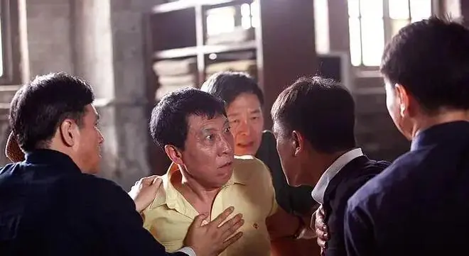 相比于2392万和31套房子，市民更愿看到“某”后的名字